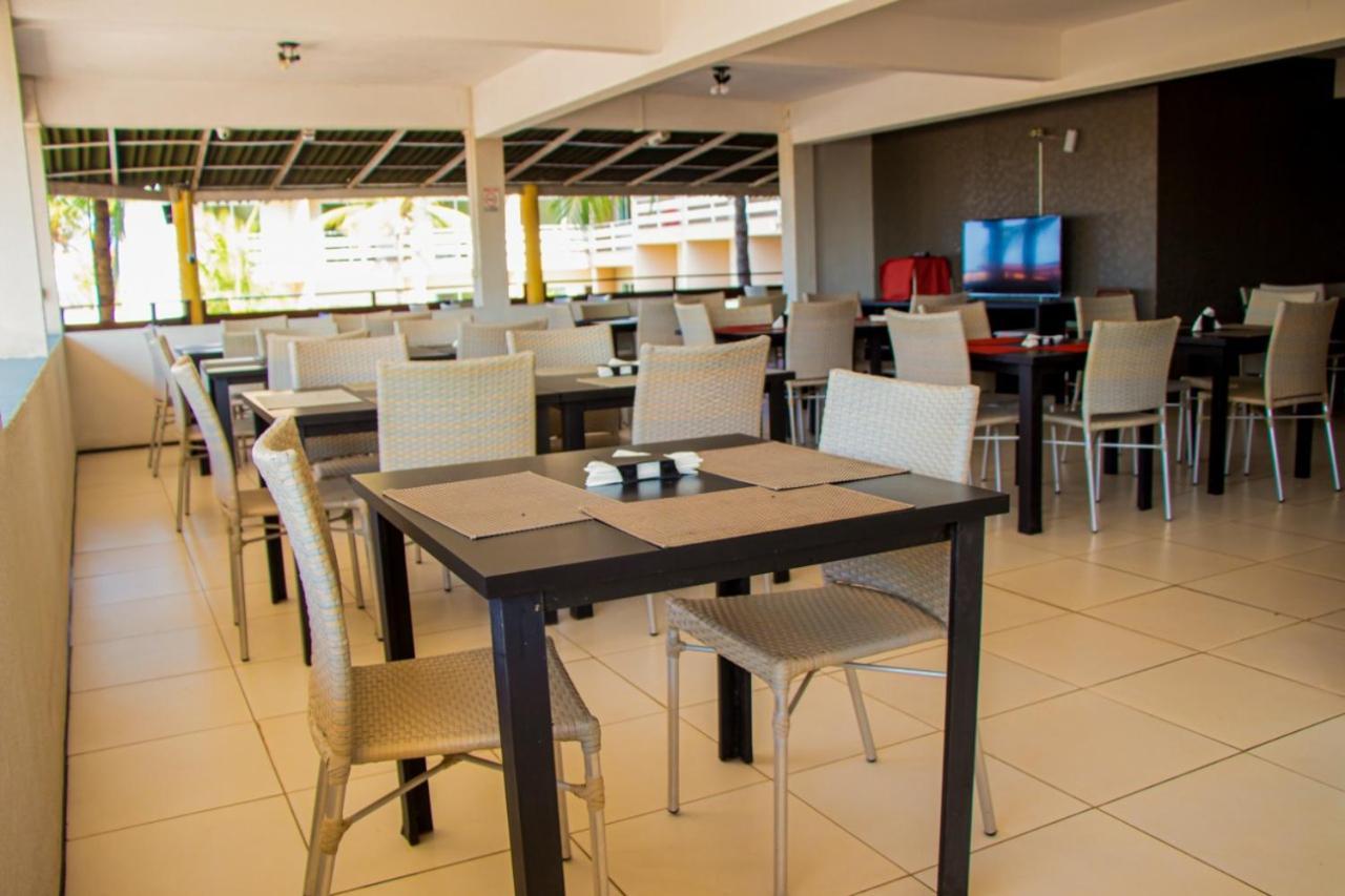 Hotel Dama Business Center เปเซ็ม ภายนอก รูปภาพ